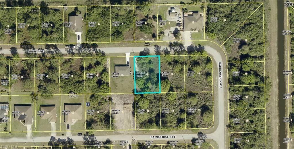 1118 Artic St E Property Photo 3