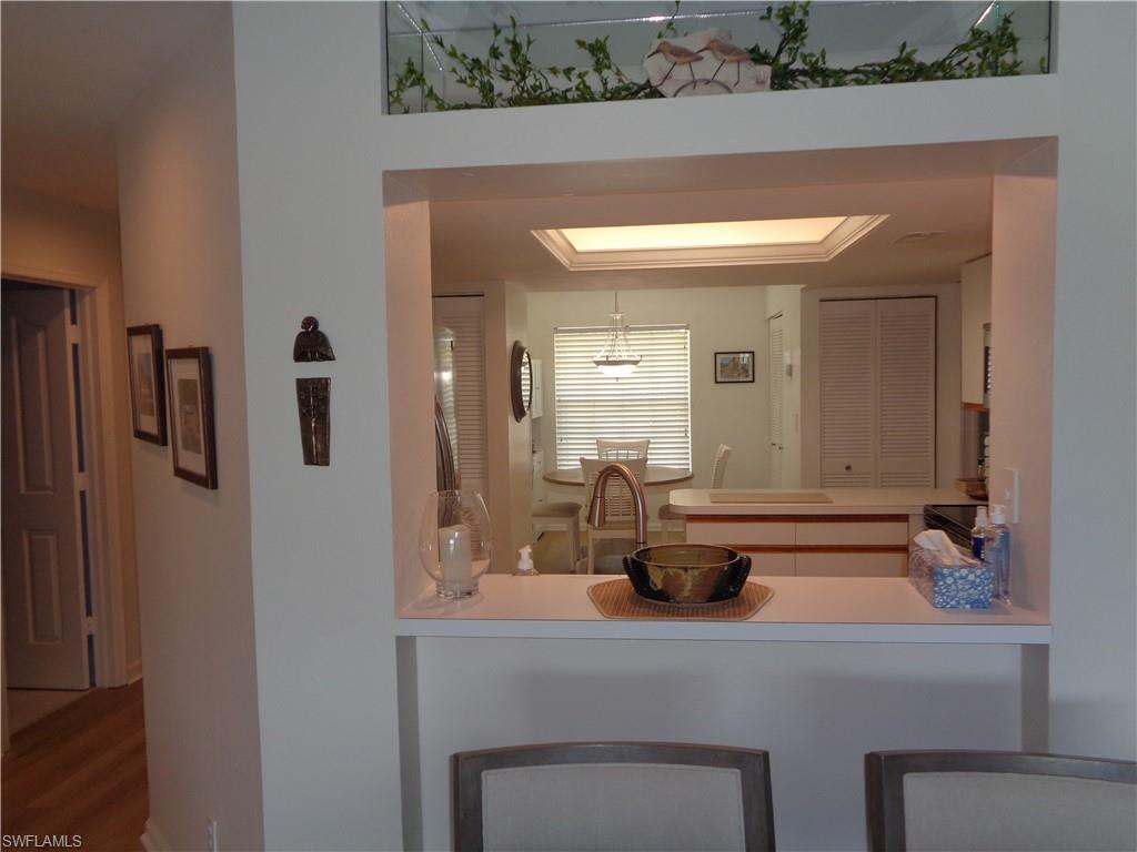 6250 Bellerive Ave # 5 Property Photo 9