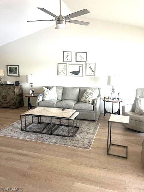 6250 Bellerive Ave # 5 Property Photo 10