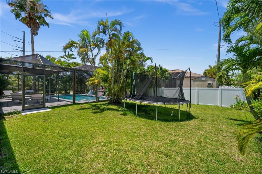 2017 Cape Coral Pkwy W Property Photo 8