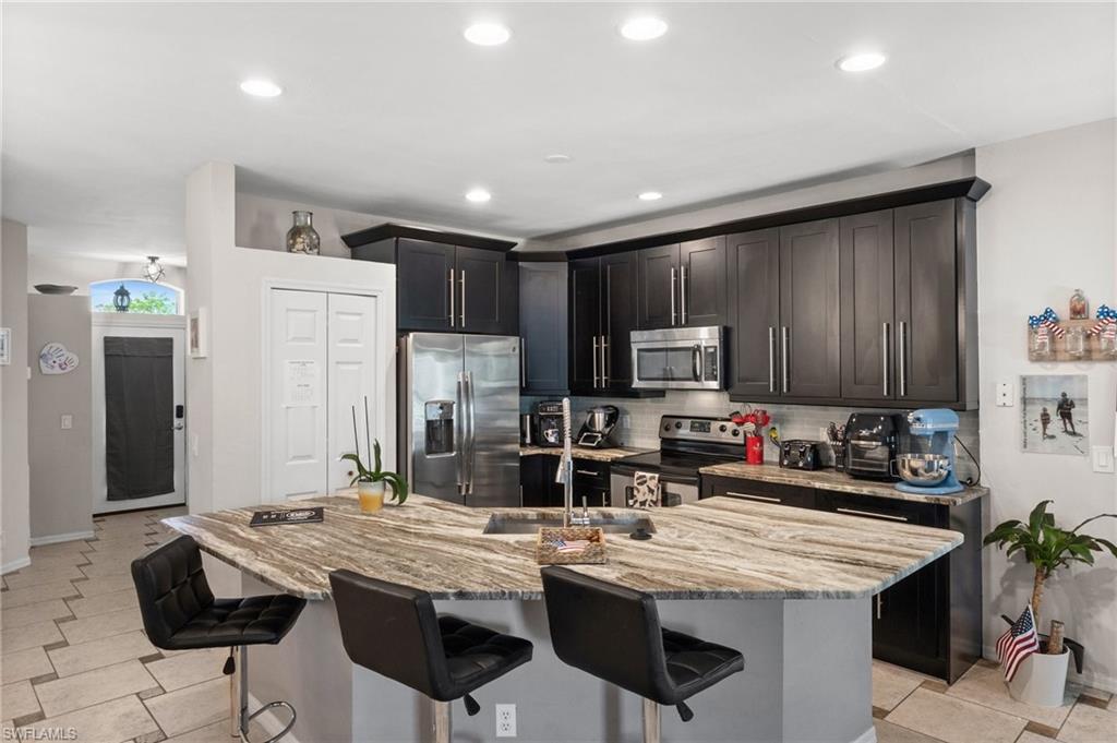 2017 Cape Coral Pkwy W Property Photo 32