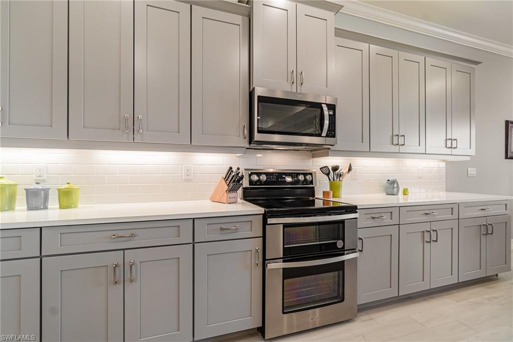 16813 Bay Island Ct Property Photo 9