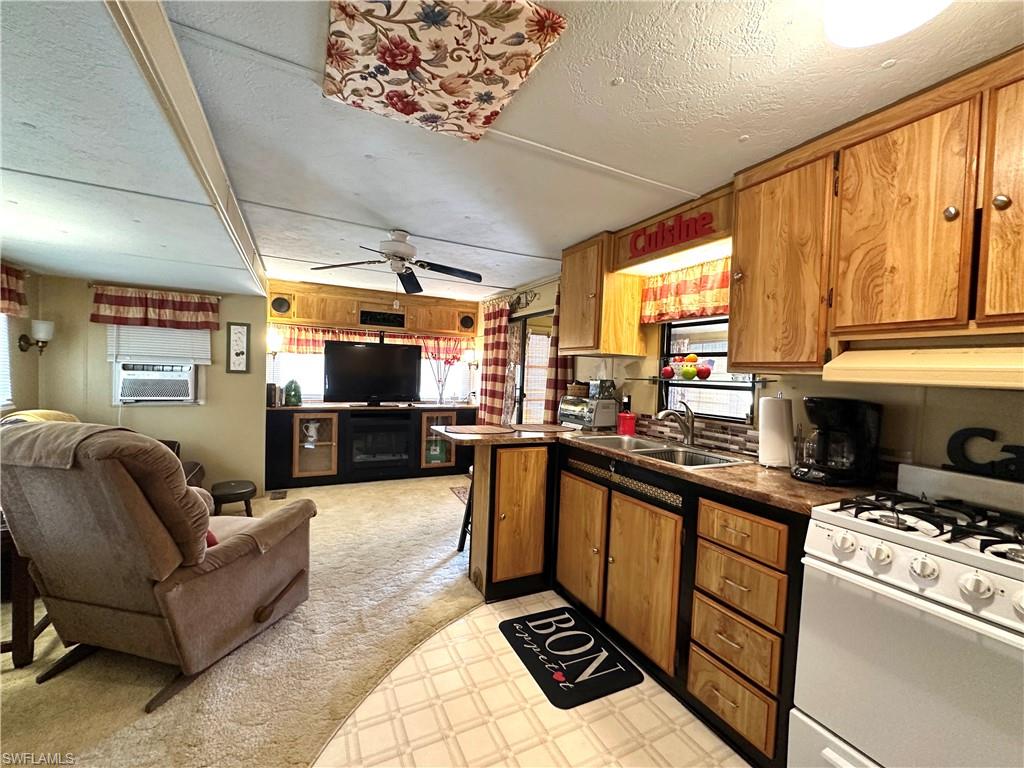 4520 Lafayette Ln E Property Photo 12
