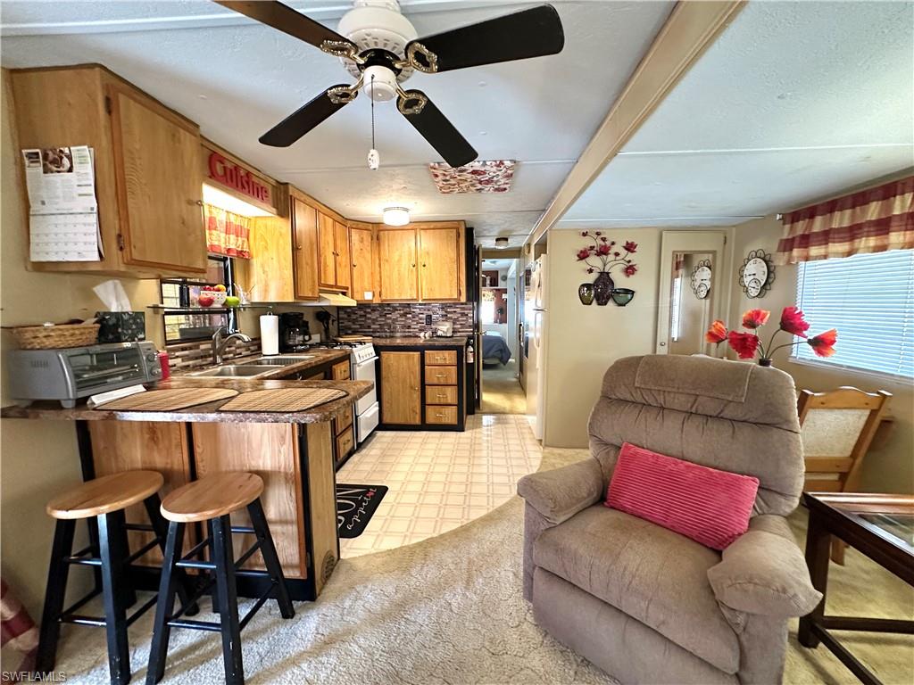 4520 Lafayette Ln E Property Photo 13