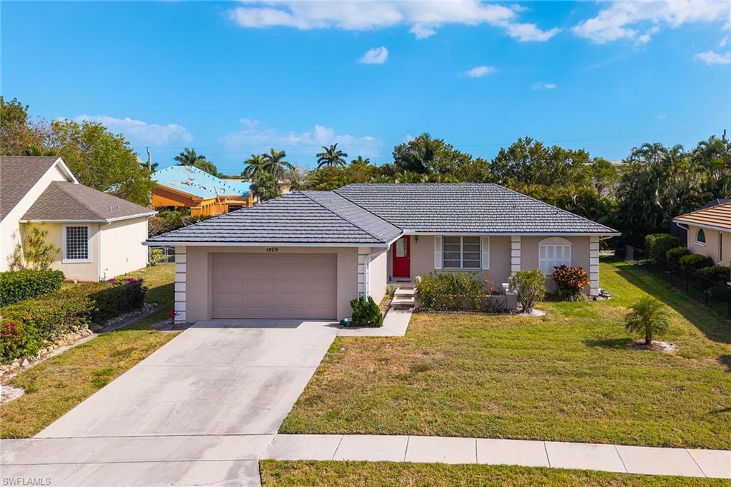 1809 N Bahama Ave Property Photo