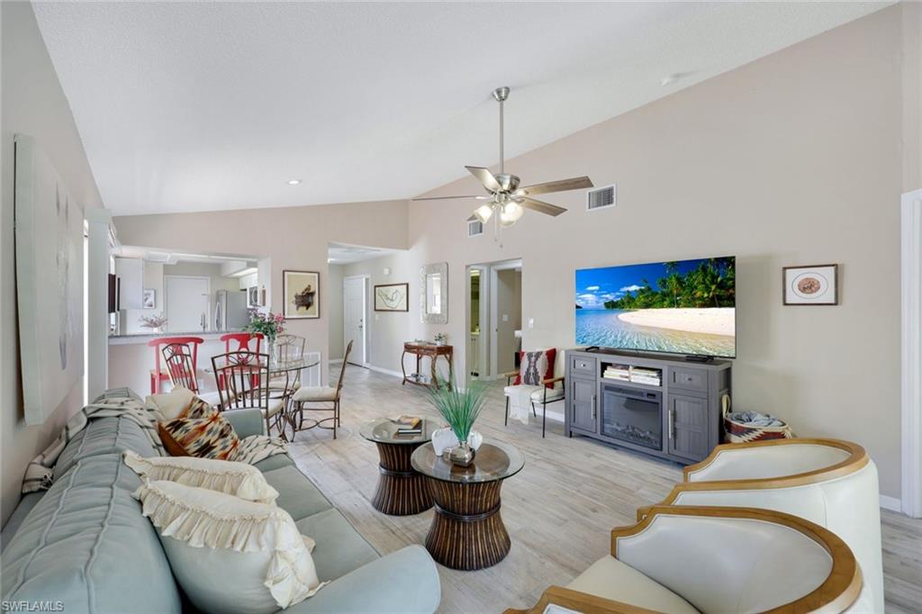 14871 Crescent Cove Dr Property Photo 1
