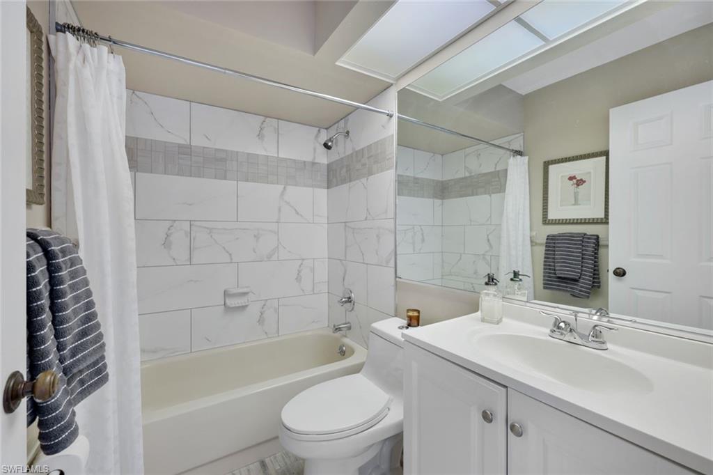 14871 Crescent Cove Dr Property Photo 17