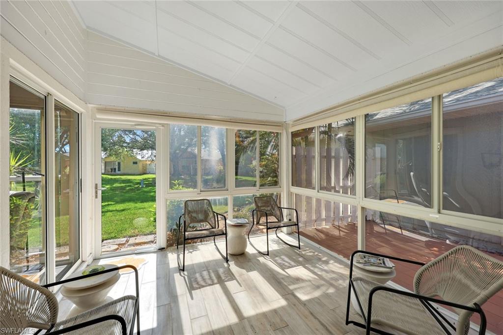 14871 Crescent Cove Dr Property Photo 19