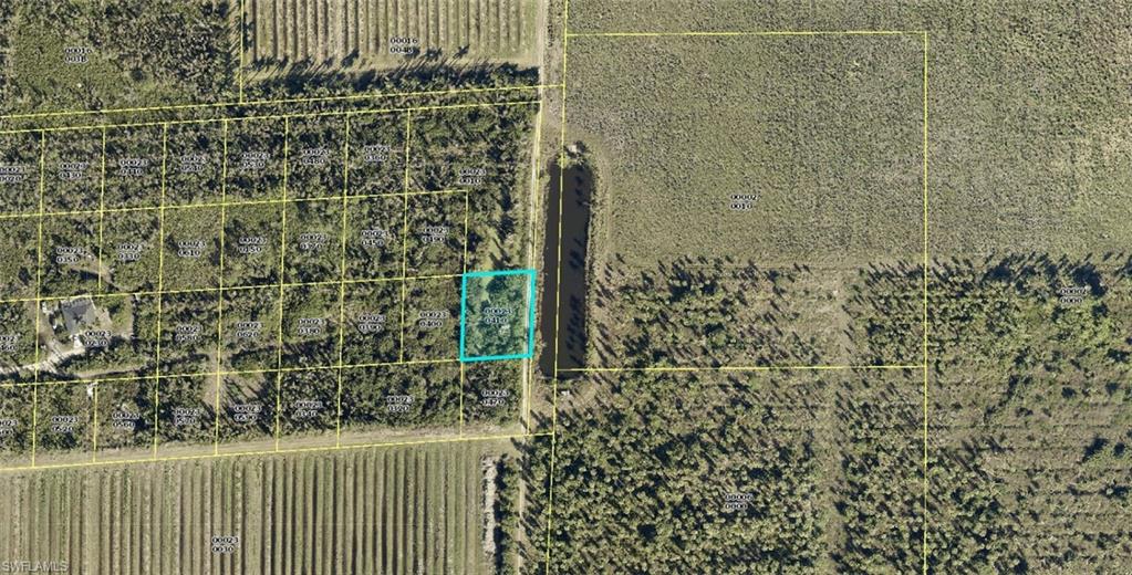 Access Undetermined Property Photo 3