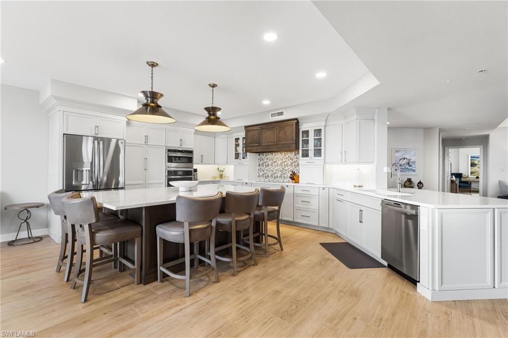 14250 Royal Harbour Ct # 913 Property Photo 6