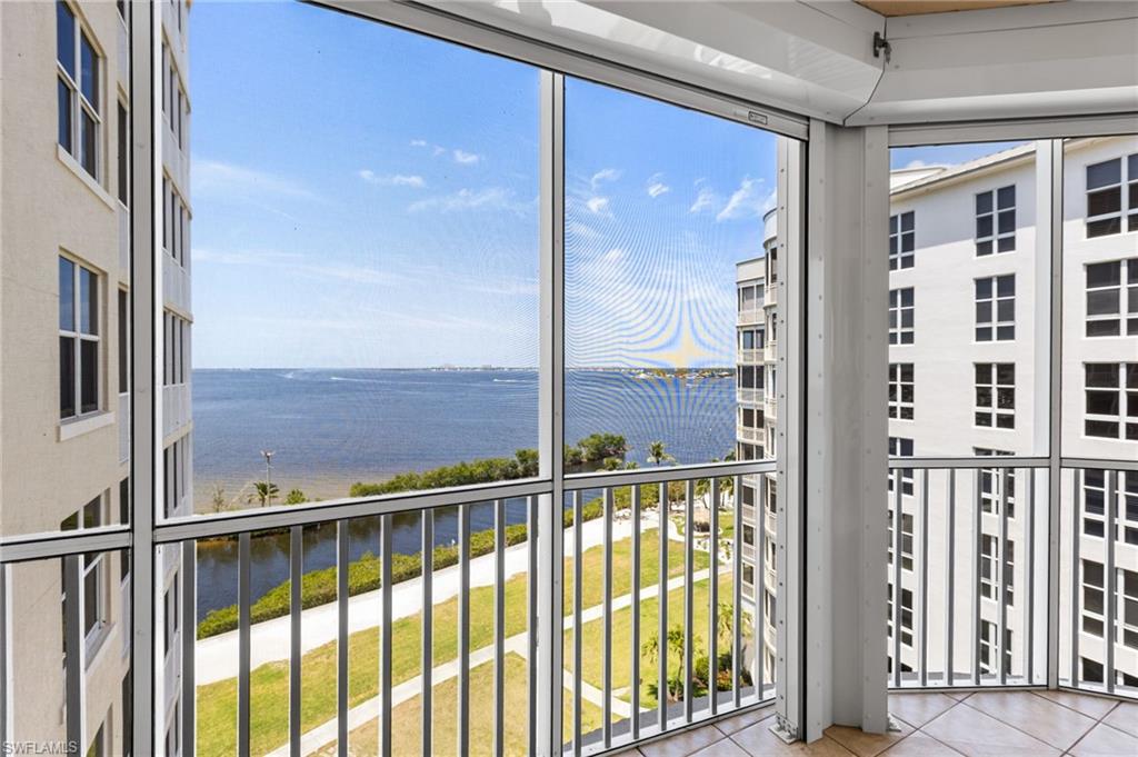 14250 Royal Harbour Ct # 913 Property Photo 25