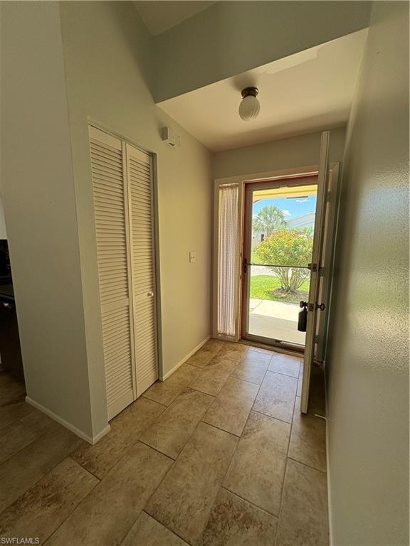 5560 Longleaf Dr Property Photo 6