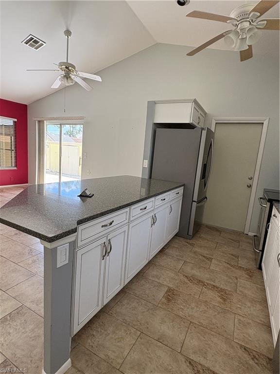 5560 Longleaf Dr Property Photo 11