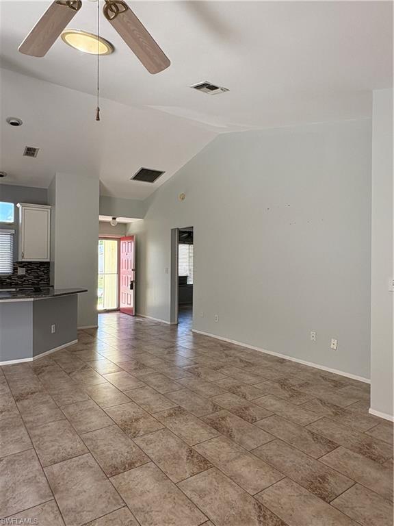 5560 Longleaf Dr Property Photo 22