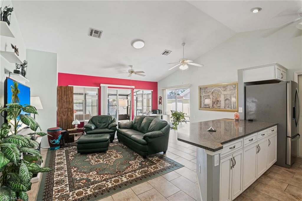 5560 Longleaf Dr Property Photo 37