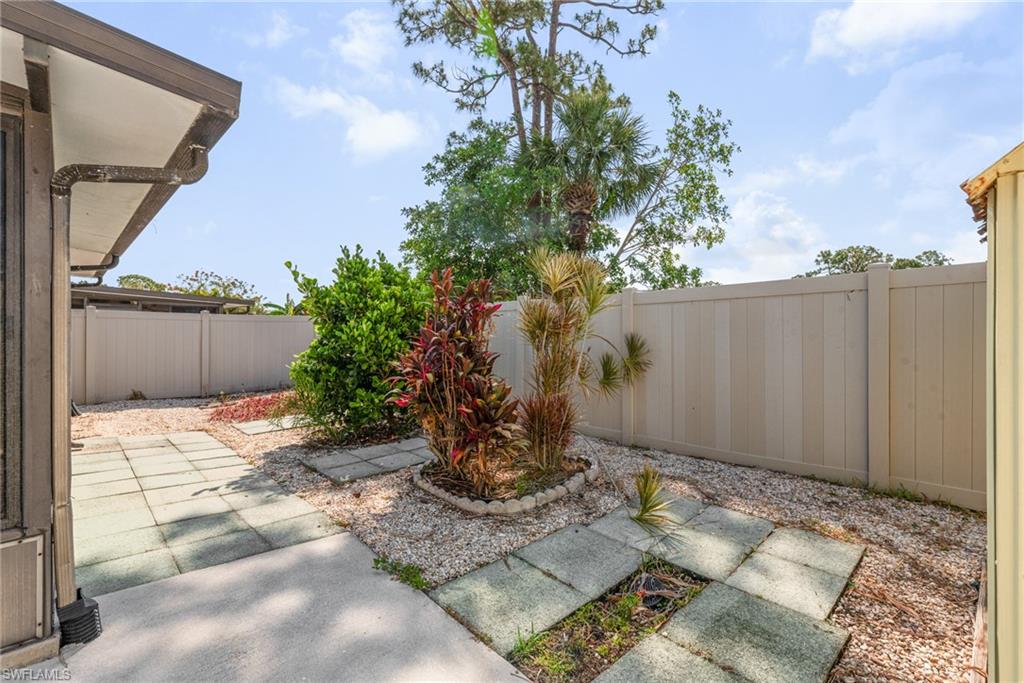 5560 Longleaf Dr Property Photo 42