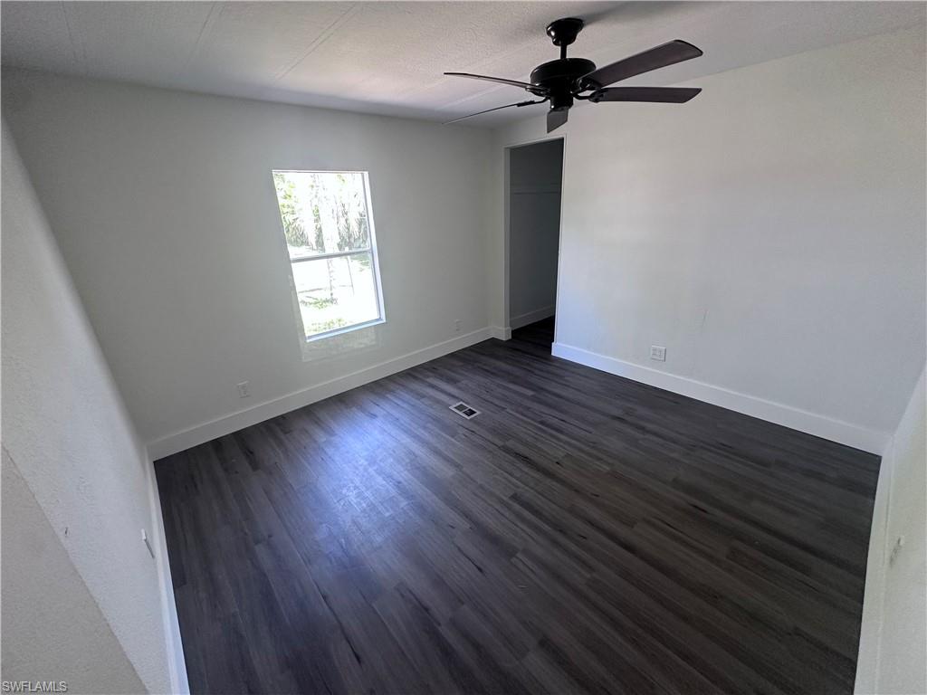 15521 Sunkist Dr Property Photo 4