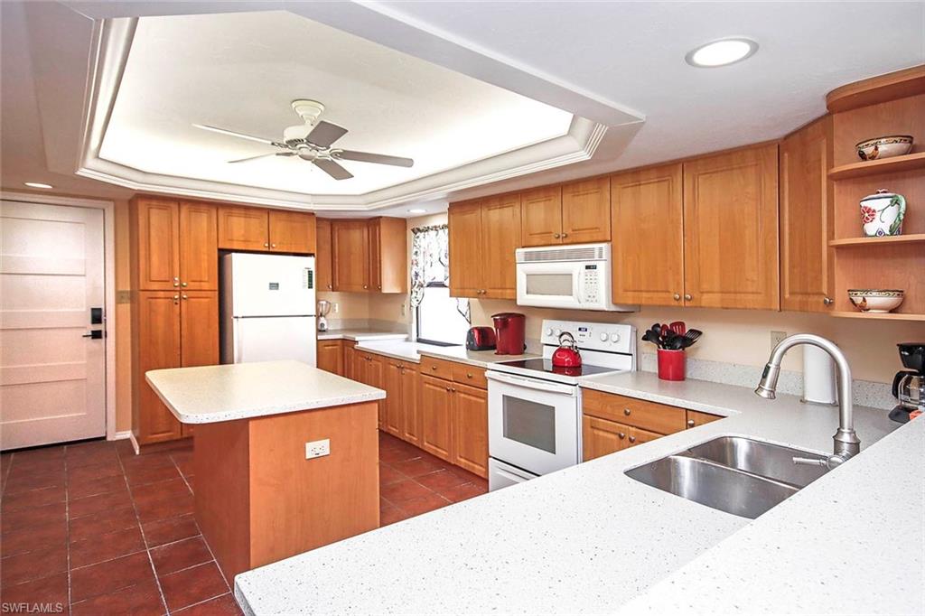 2445 W Gulf Dr 43e Property Photo 6