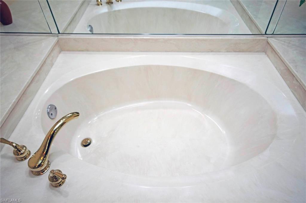 2445 W Gulf Dr 43e Property Photo 21