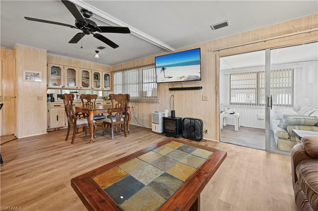 653 Future Dr Property Photo 5