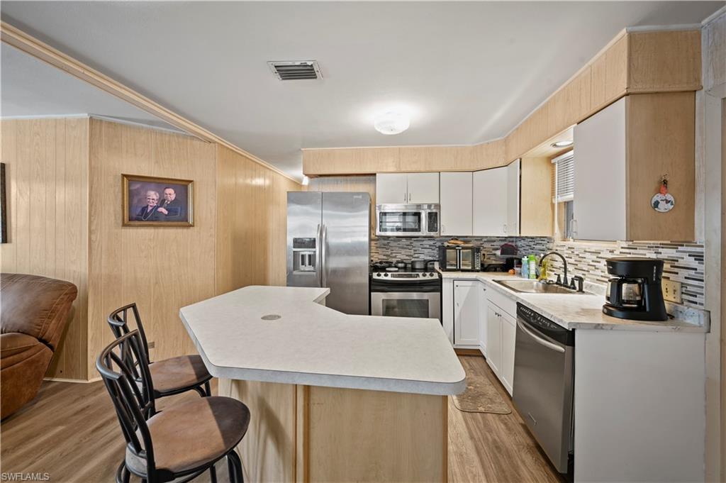 653 Future Dr Property Photo 8