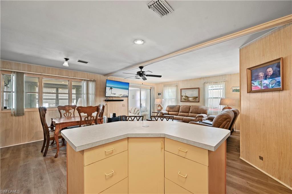 653 Future Dr Property Photo 10