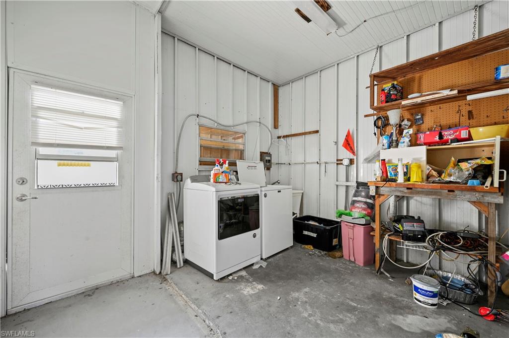 653 Future Dr Property Photo 19