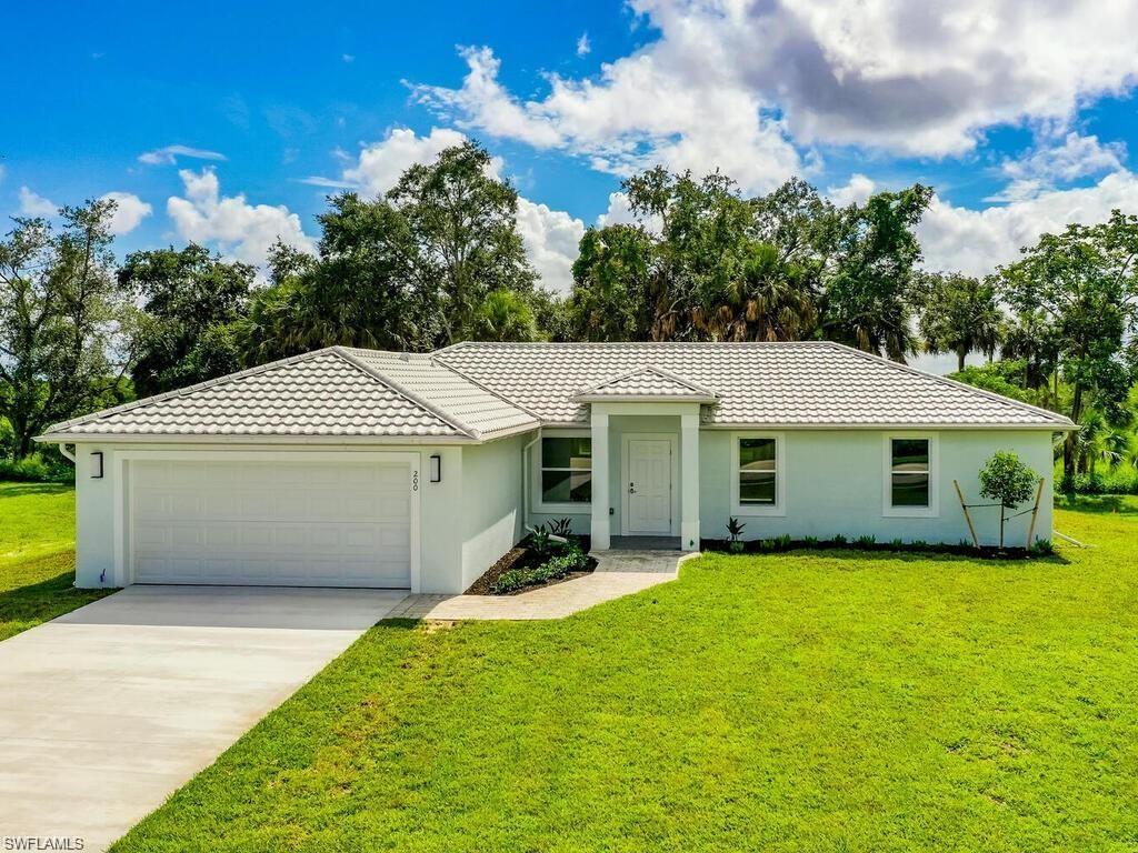 200 Cays DR Property Photo 1