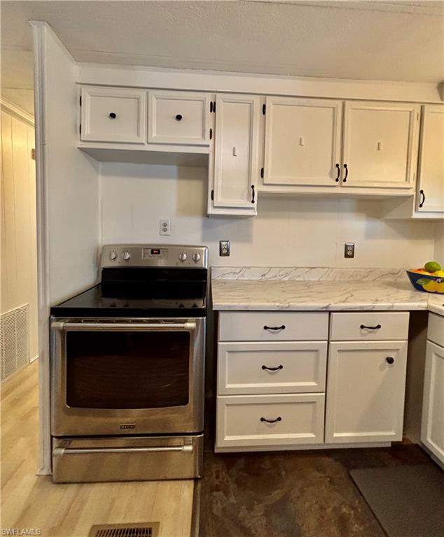 730 Knotty Pine Cir Property Photo 8