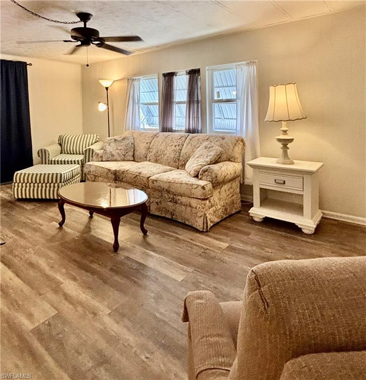 730 Knotty Pine Cir Property Photo 18