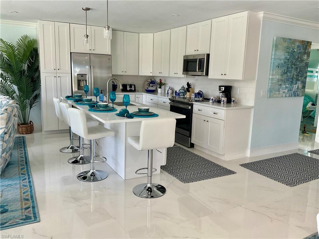 1618 Forest Lakes Blvd Property Photo 10