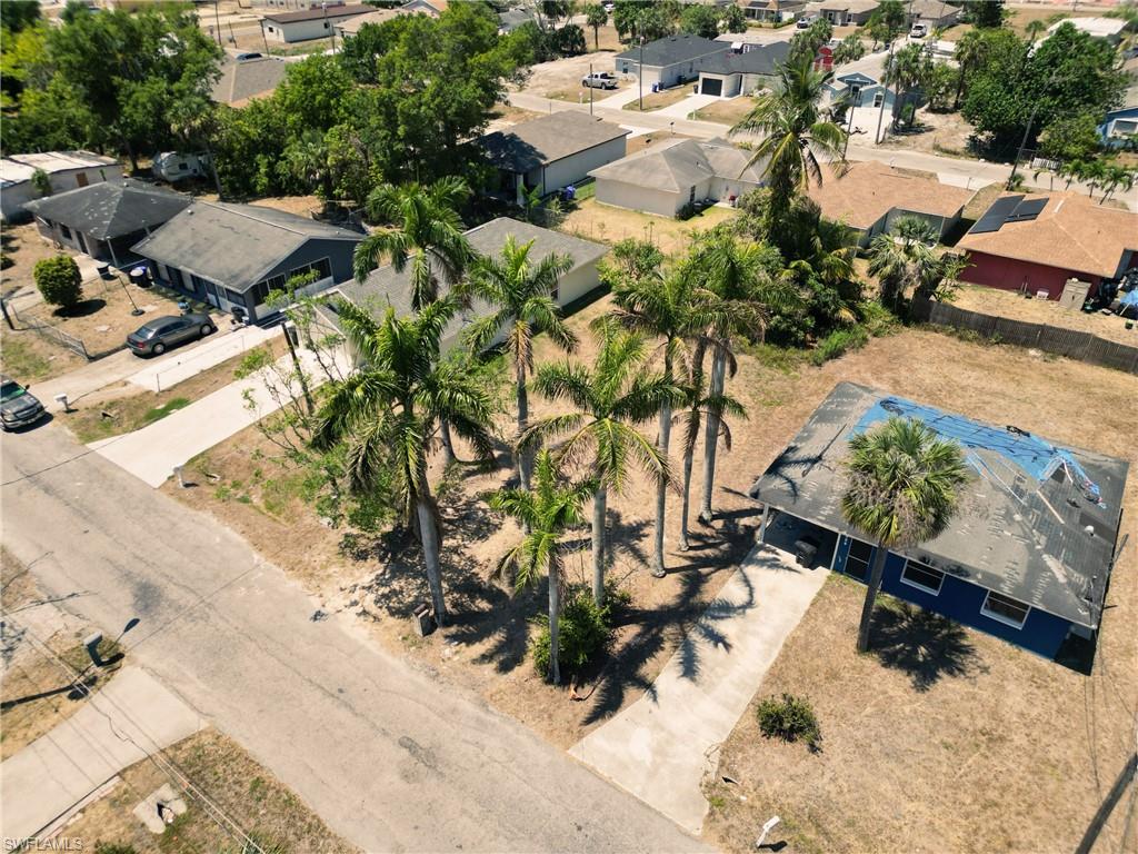 2132 Davis St Property Photo 5