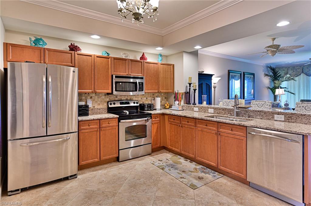 28700 Trails Edge Blvd 404 Property Photo 8
