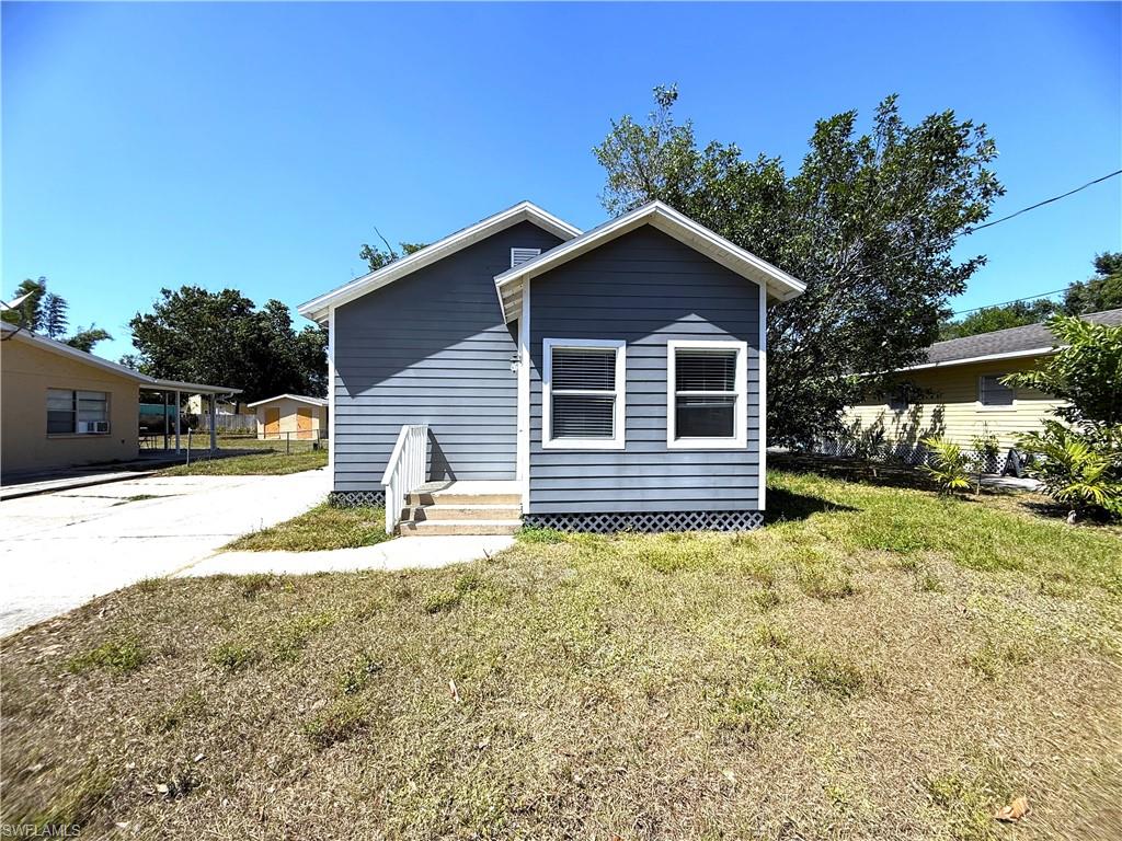 3341 Marion St Property Photo 2