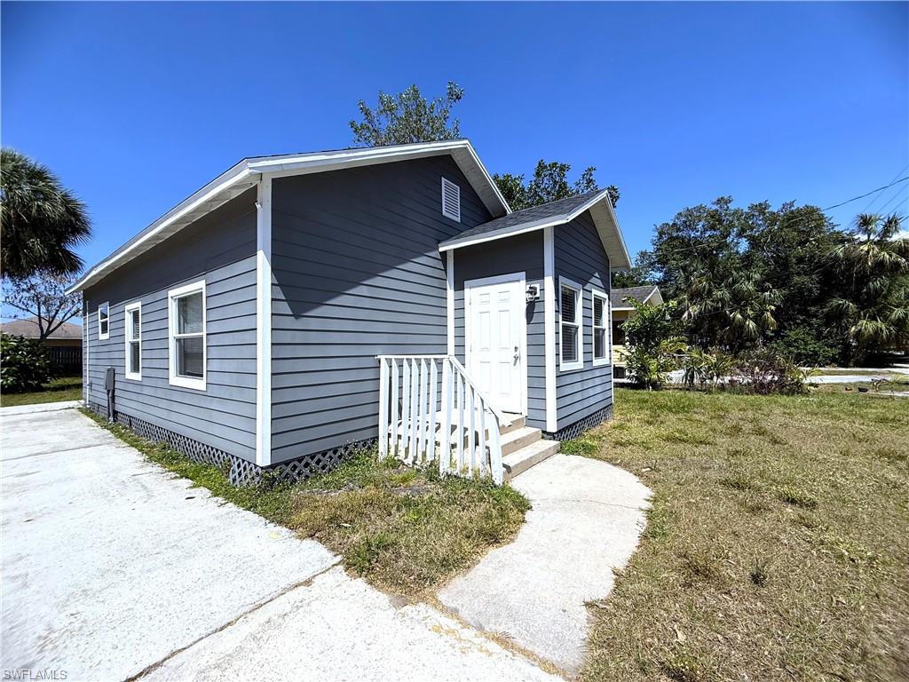 3341 Marion St Property Photo 3