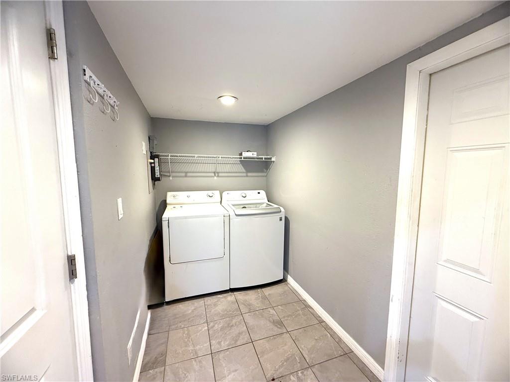 3341 Marion St Property Photo 16