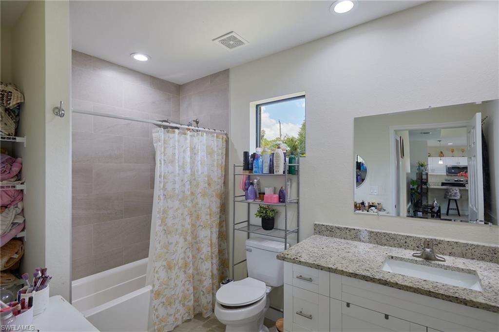 347 Ranier Ave Property Photo 14