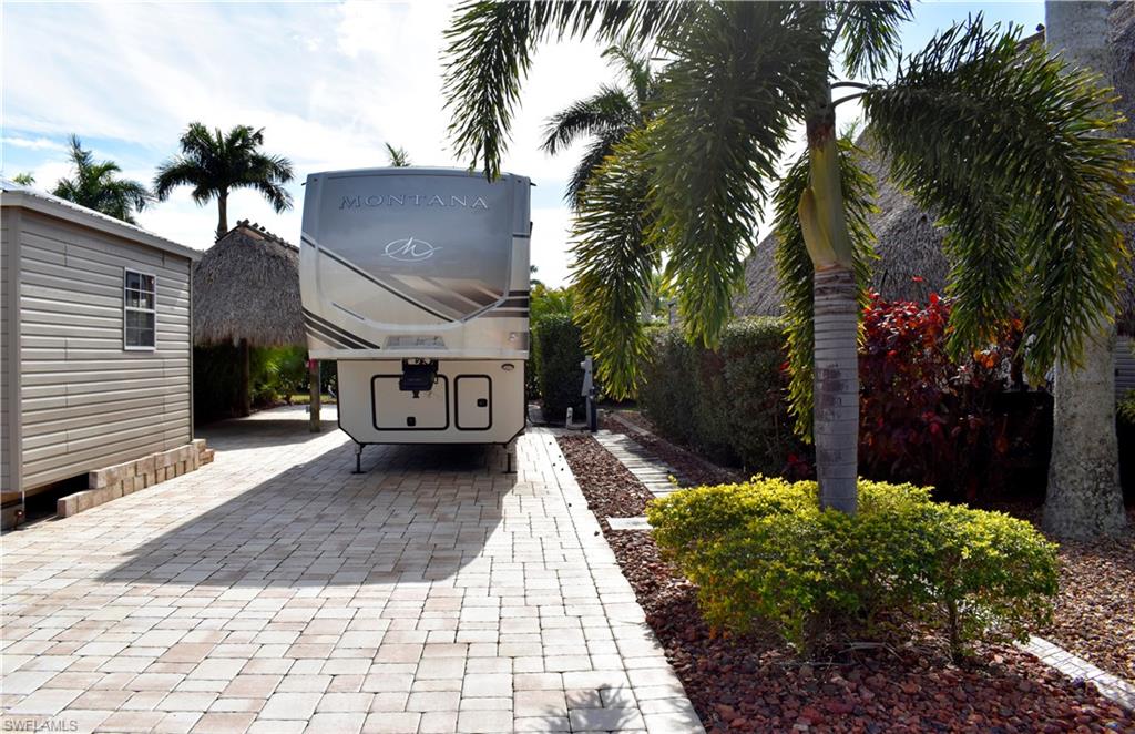 10210 Meadow Beauty Trl Property Photo 3