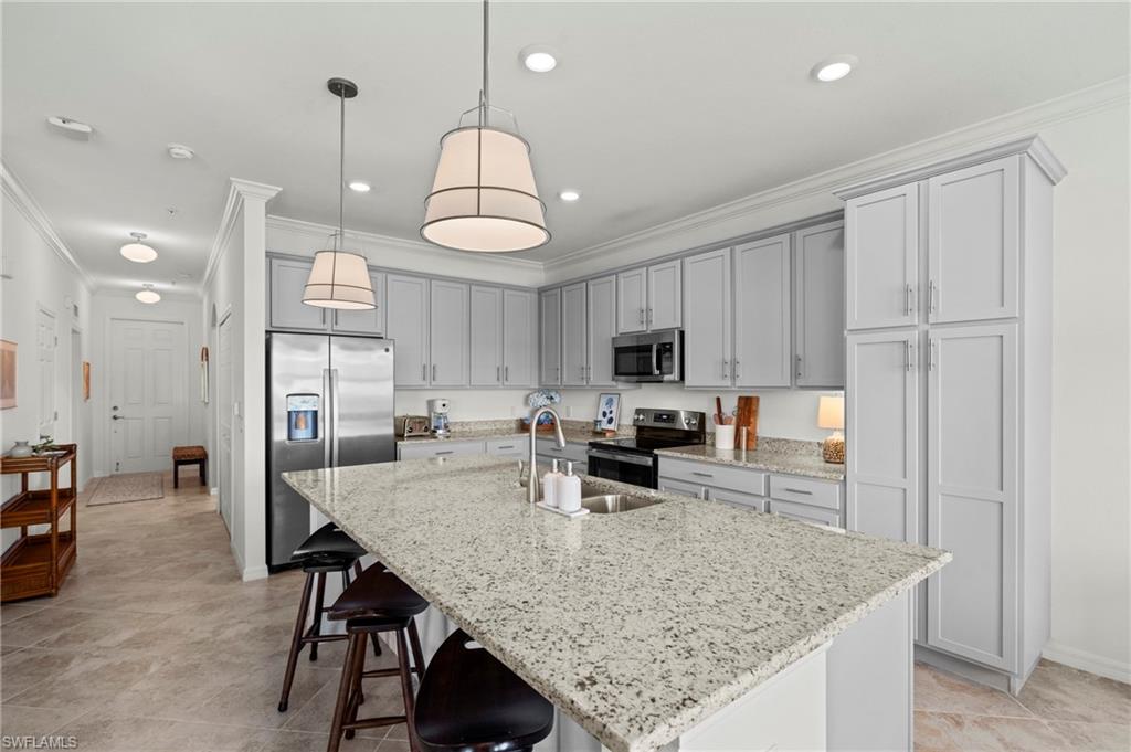 14061 Heritage Landing Blvd # 445 Property Photo 6
