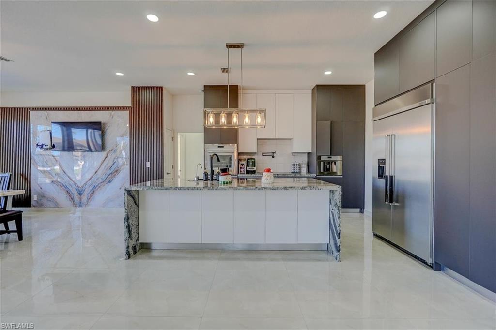2019 SW 29th TER Property Photo 1