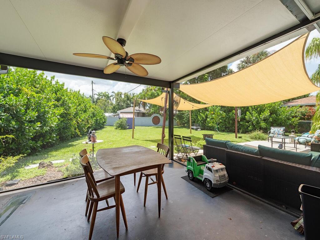 5521 Shaddelee Ln W Property Photo 9