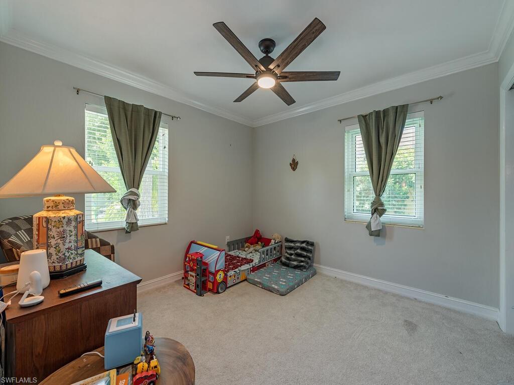5521 Shaddelee Ln W Property Photo 12