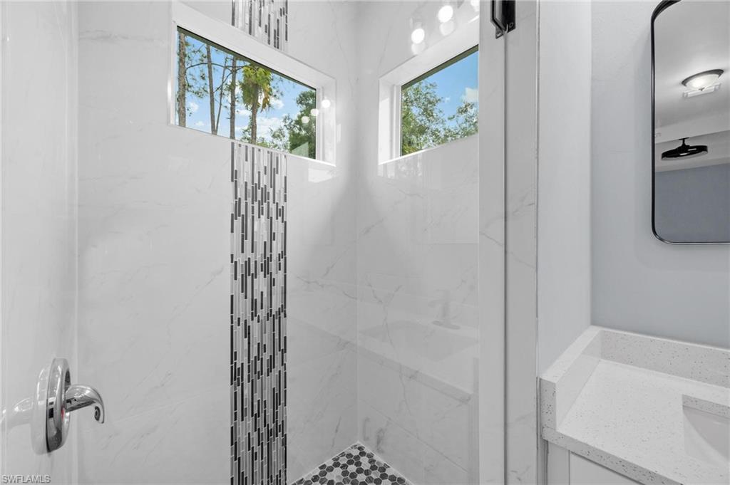 937 Sentinela Blvd Property Photo 18