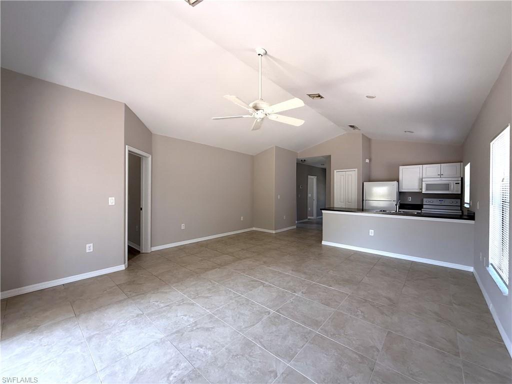 10070 Carolina St Property Photo 6