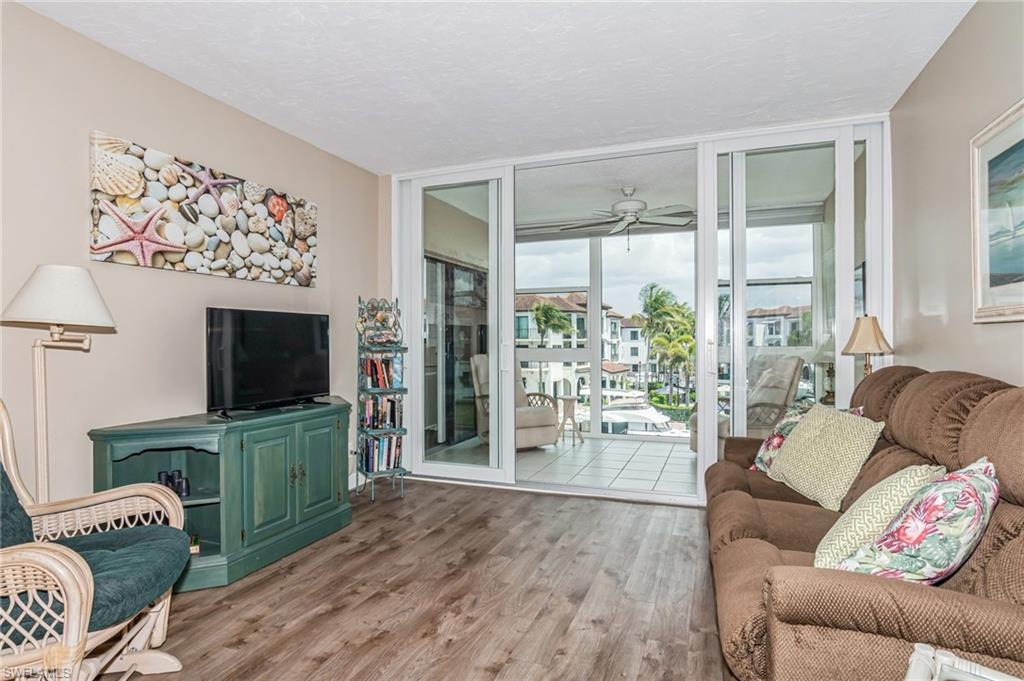 805 River Point DR 202C Property Photo 1