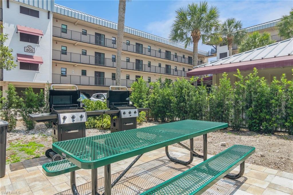 805 River Point Dr 202c Property Photo 15