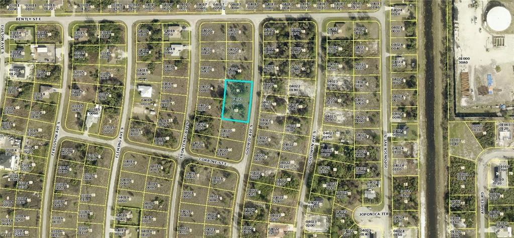 712 Godwid Ave S Property Photo 2