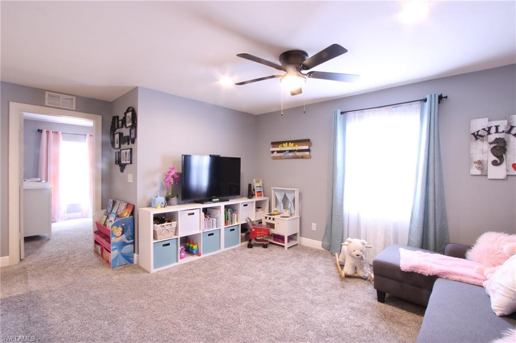 9792 Glen Heron Dr Property Photo 17