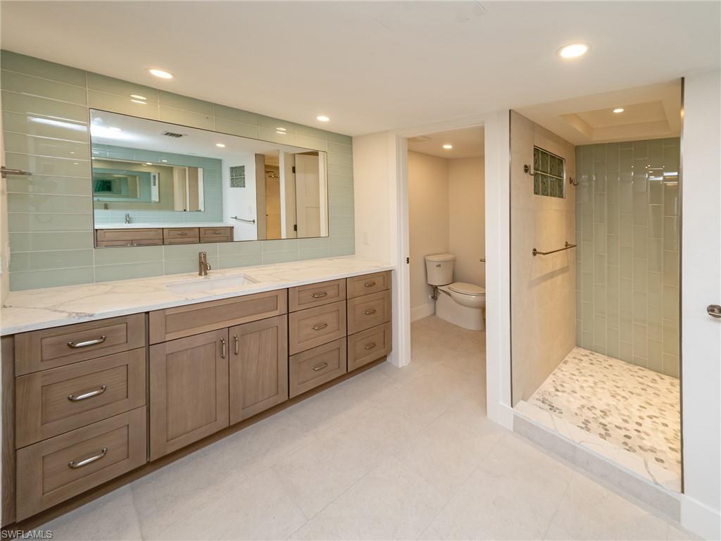 2959 W Gulf Dr 204 Property Photo 18
