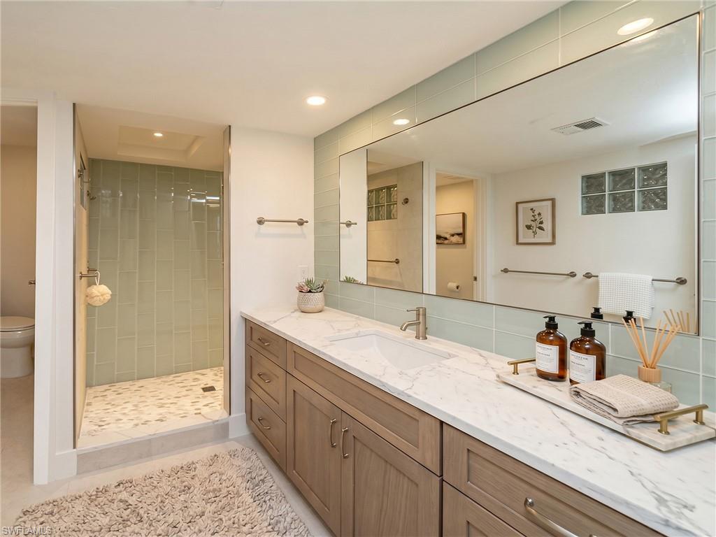 2959 W Gulf Dr 204 Property Photo 19